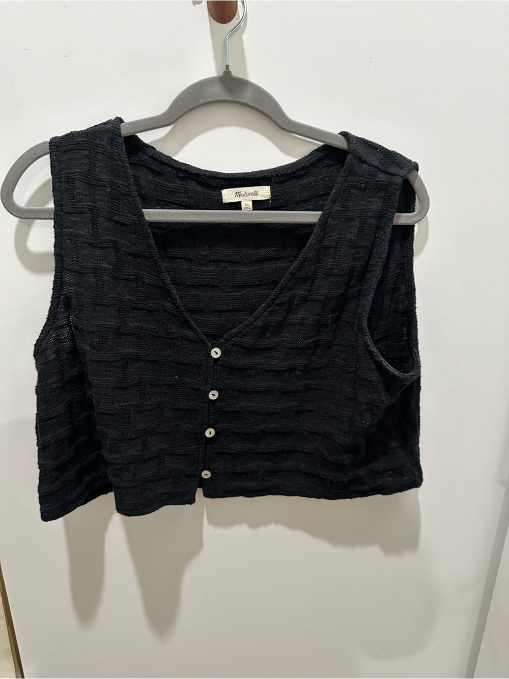 Madewell Black Textured V-Neck Crop Button Tank